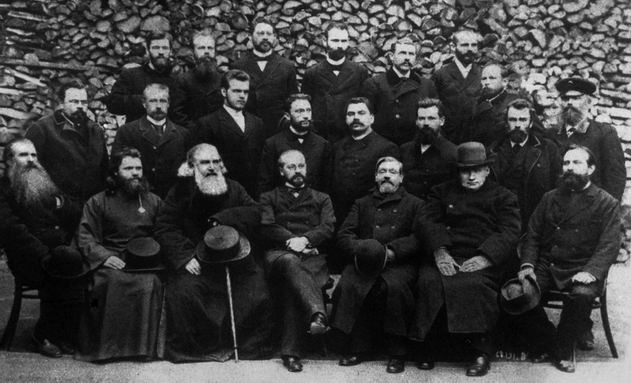 Группа преподавателей школы.Фото 1891г.