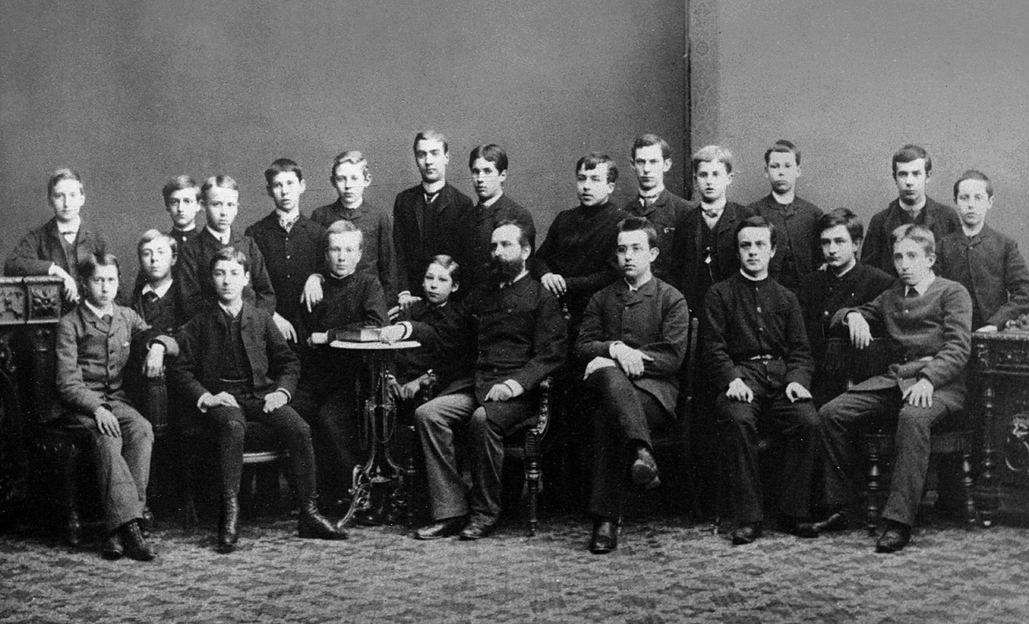 1885 г. Осень. 5 класс гимназии К.Мая